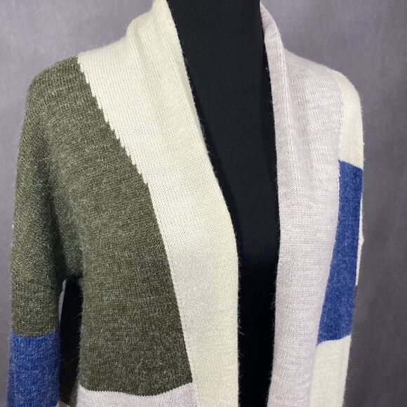 Patchwork Style Open Cardigan - Picture 3 of 5
